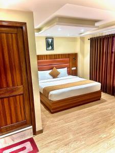 Kaisha Himalayan View