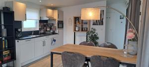 Chalet Hart van Zeeland met overdekt terras & natuur VP086