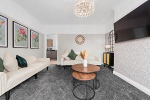 Free Parking Stunning 3Bedroom Home In Wigan