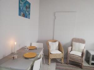 Klein Plaasjapie apartment- Hebron Guest Farm