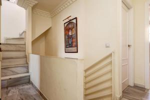 Traditional Townhouse, 4 Bed with Terraces and Private BBQ