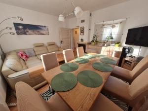 Apartament Leśna z ogrodem