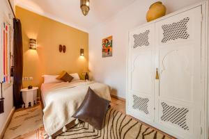 RIAD AWINATI Location Privatisée ,piscine chauffée , beau Rooftop