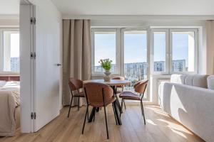 Glow Apartments - Apartament Ostuni blisko plaży i Ergo Arena