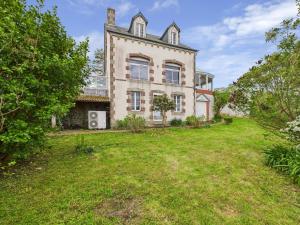 Maisons de vacances Superbe vue - Maison pour 6 - 650m de la plage : photos des chambres