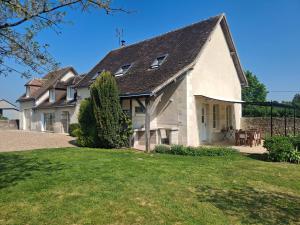 B&B / Chambres d'hotes Les Jarrieres : photos des chambres