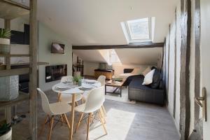 Le Nid du Bouffay, Hyper centre de Nantes