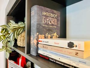 Joy City Stay Nemoianu 8D