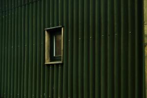 Reconnect at Off-Grid Hilltop Cabin with Mountain Views