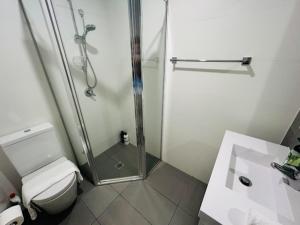 KozyGuru | Homebush West | 3 Bedroom Apt+Parking