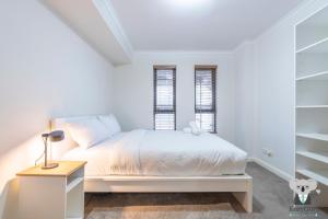 KozyGuru | Redfern | Cozy Apt near Train Station