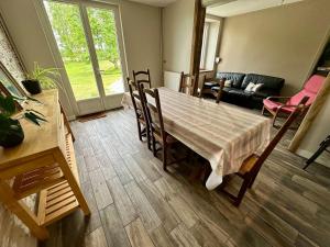 Appartements Maison tres proche des 24 Heures - 9 Personnes : photos des chambres
