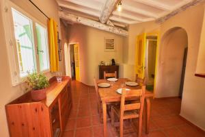 Maisons de vacances Maison provencale avec jardin : photos des chambres