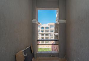 Modern 3-Room Flat, New Cairo