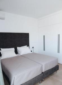 Azure Mirage Home Adults Only Private Seaside Villa w Garden and Parking