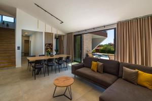 Villa with Stunning Views