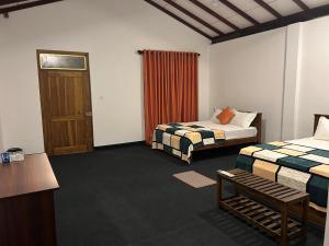 Thomasz Lodge