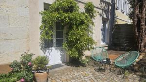 Maisons d'hotes L-ecrin : Chambre Double avec Salle de Bains Privative