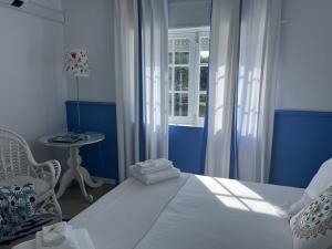 Two Bedroom Apartment R C Porto Martins Pools