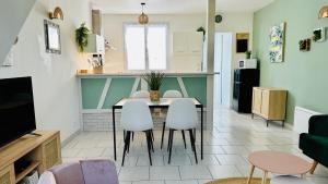 Maisons de vacances Chez Mag maison de pecheur proche plage : photos des chambres