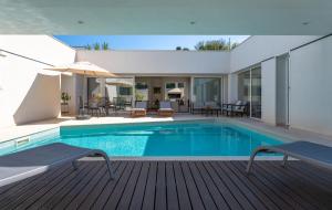 Villa Island Pearl A Stunning Oasis of Luxury and Serenity on Brač Island