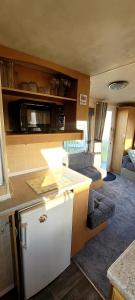 4 Berth Static Caravan Golden Palm Resort with Decking