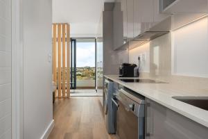 Newlands Peak Apartments