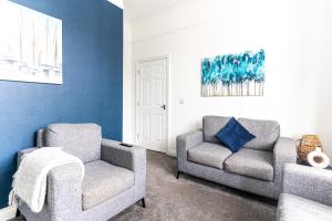 Teesside House - Sleeps up to 10
