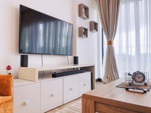 Envoys Luxe Sanctuary with Full Power Backup