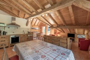 Chalets Les Salamanes - Chalet 6-7 pers : photos des chambres