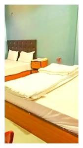 Prem Ji Aanand Hotel and Restaurant