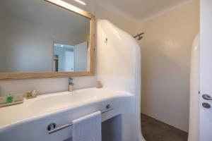 Spectacular Kalafatis Villa 8 Bedrooms Villa Vibhu Private Jacuzzis