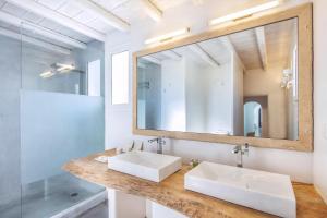 Spectacular Kalafatis Villa 8 Bedrooms Villa Vibhu Private Jacuzzis