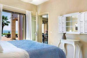 Astounding Seafront Kefalonia Villa 3 Bedrooms Villa Alegria Private Pool