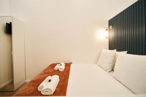 Lavie Maison Marais AC Hot Tub