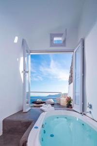 Luxury Santorini Villa Secret Escape Villa Private Pool Sea & Caldera