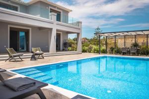 Modern Kefalonia Villa 3 Bedrooms Villa Anthelia Private Pool Stunning Sea Views Klismata