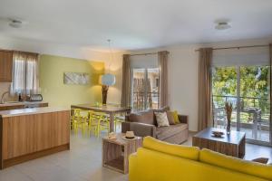 Deluxe Kefalonia Apartment Apartment Hibiscus 3 Bedroom Pool Karavomilos