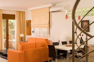 Executive Rhodes Villa 4 Bedroom 4 Bathroom Bd Villa Pefkos