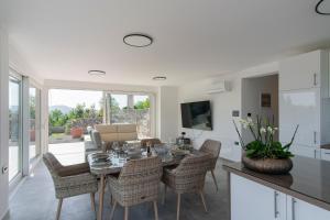 Villa Rosemary Trieste HerMes arT