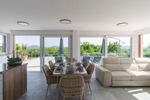 Villa Rosemary Trieste HerMes arT