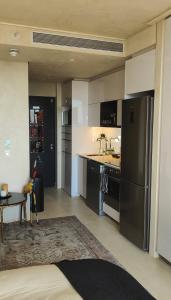 Exclusive Apt with Balcony, Stunning Views Pool