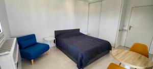 Lovely studio with balcony - near the beach