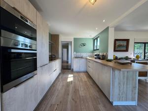 Maisons de vacances Gite des Tamaris Maison Chaleureuse proche Circuit : photos des chambres