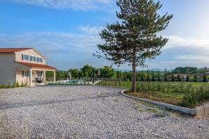Villa Leana, a beautiful stone villa in a tranquil location