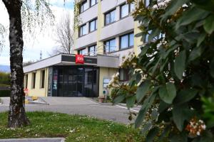 Hotels ibis Chambery : photos des chambres