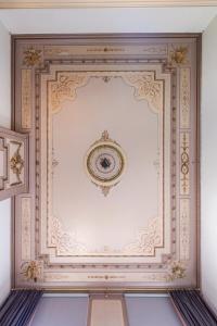 Beautiful & Well-located Canal Apartment