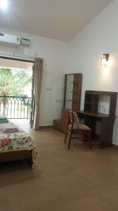 Casa Hibiscus Modern Portuguese 2BHK with Wi-Fi & Invt
