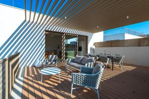 Bronzees Celeste Villas by Irundo