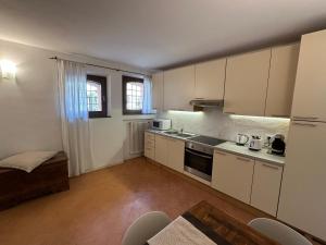 Sottocastello Apartments